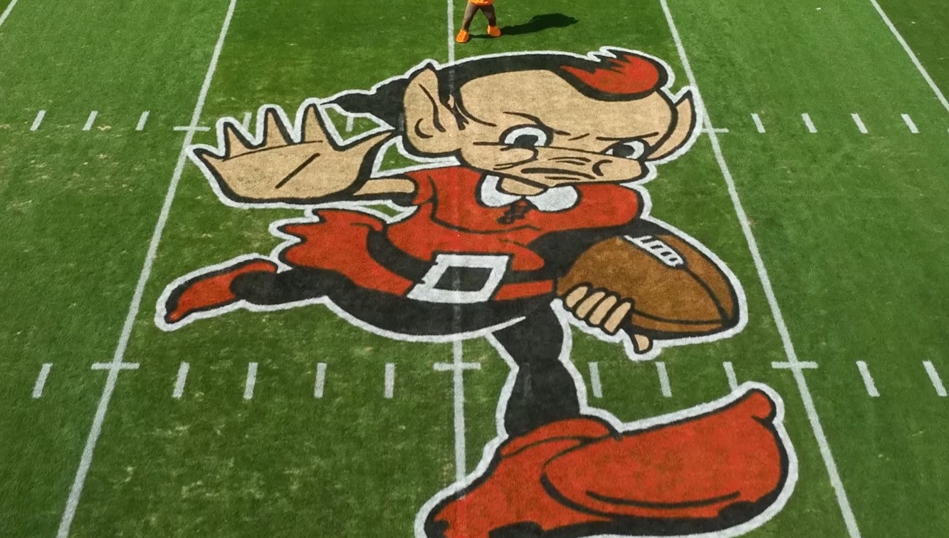 Cleveland Browns Reveal Brownie the Elf is Back - Scioto Post
