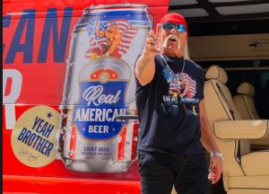 WWE legend Hulk Hogan promotes real American beer in Grove City